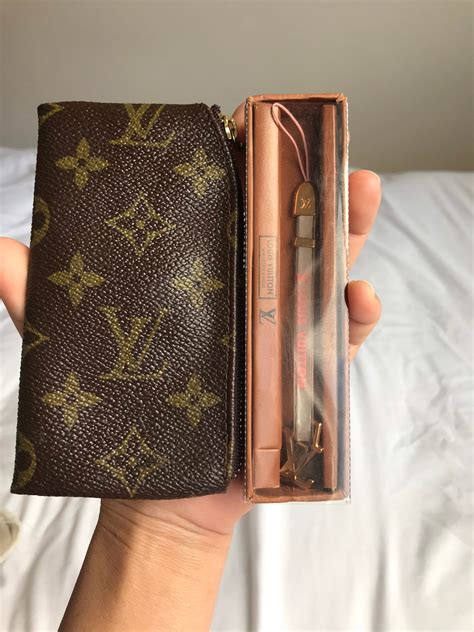 louis vuitton keycase|authentic Louis Vuitton keychain.